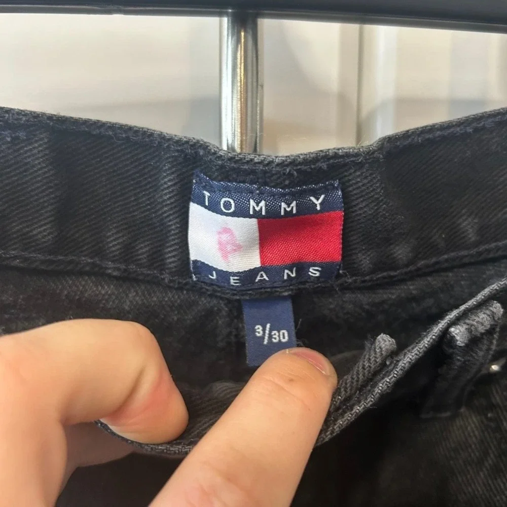 Tommy Hilfiger Vintage High Waisted Black Denim Jeans Straight Leg Flag Logo